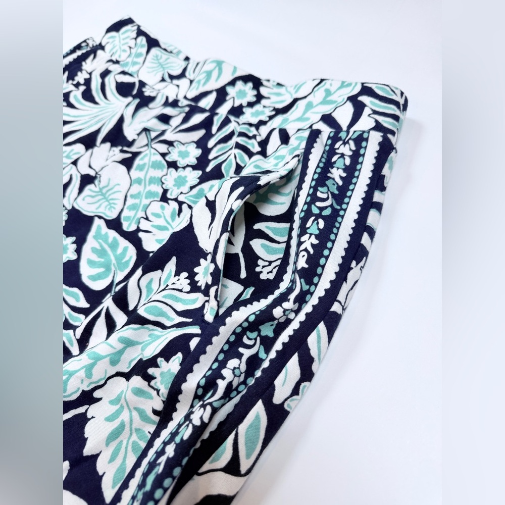 Coastal Tropical NWOT Womens S‎ Navy Aqua Blue Floral Mini Skirt Pockets Shorts - Picture 3 of 8